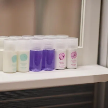 Lux Privatni 411 U Sklopu Vucko