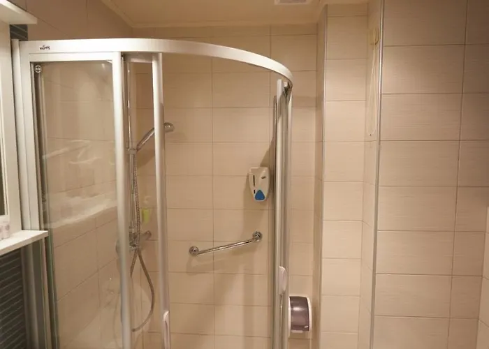 Lux Privatni 411 U Sklopu Vucko * Jahorina